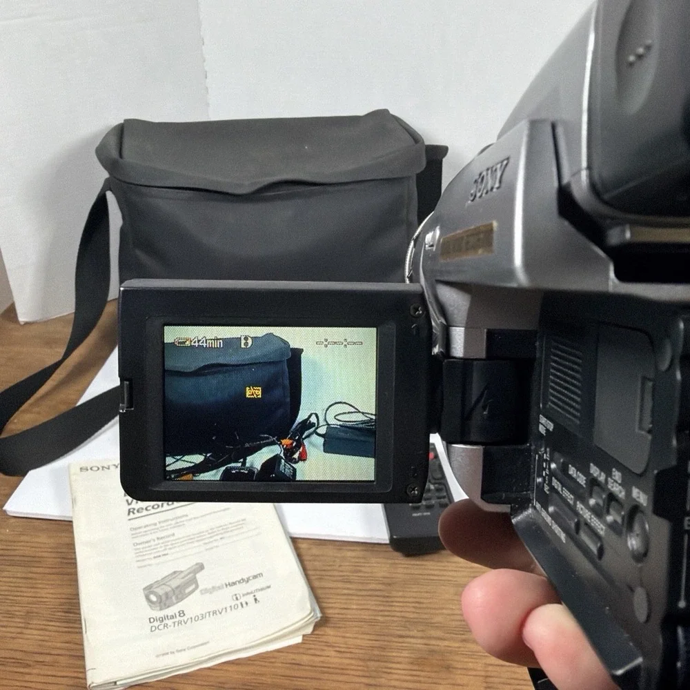 Sony Handycam DCR-TRV103 Digital8 Hi8 Camcorder w/Power Adapter,Battery & Extras